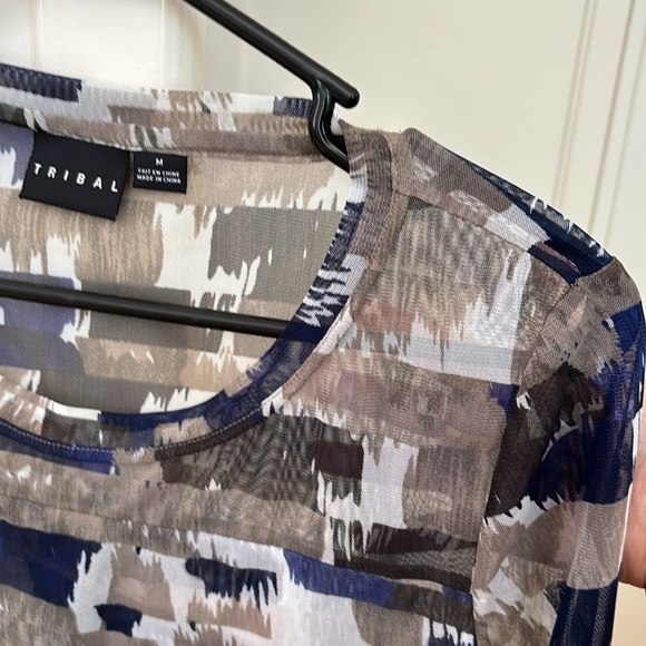 TRIBAL semi-sheer mesh long sleeve diagonal ruffle camo top size medium as new - Picture 10 of 10